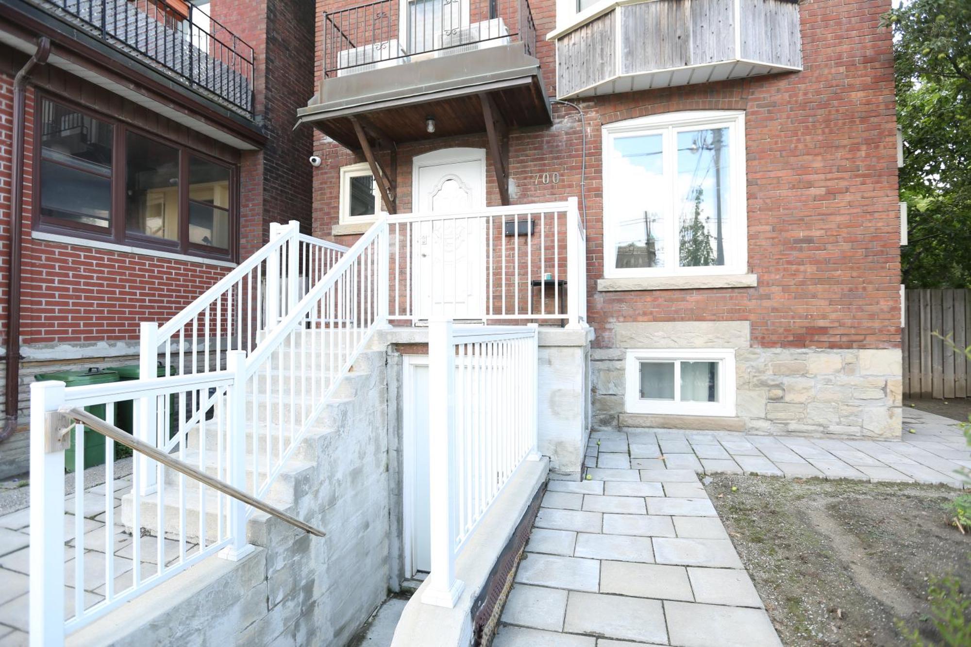 Bed and Breakfast Xiao Wang à Toronto Extérieur photo